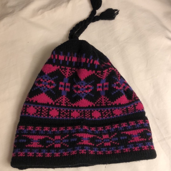 Vintage Wool Knit Ski Cap Hat by The Mews in Center Conway, New Hampshire - Picture 2 of 9